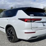 Mitsubishi outlander suv van executive car rental van vancouver 13